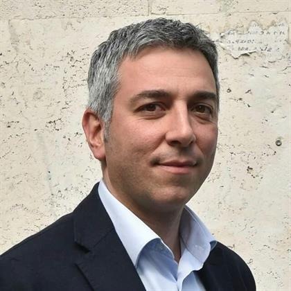 EFB5255B-515A-445F-85CA-BD5366D47BC7