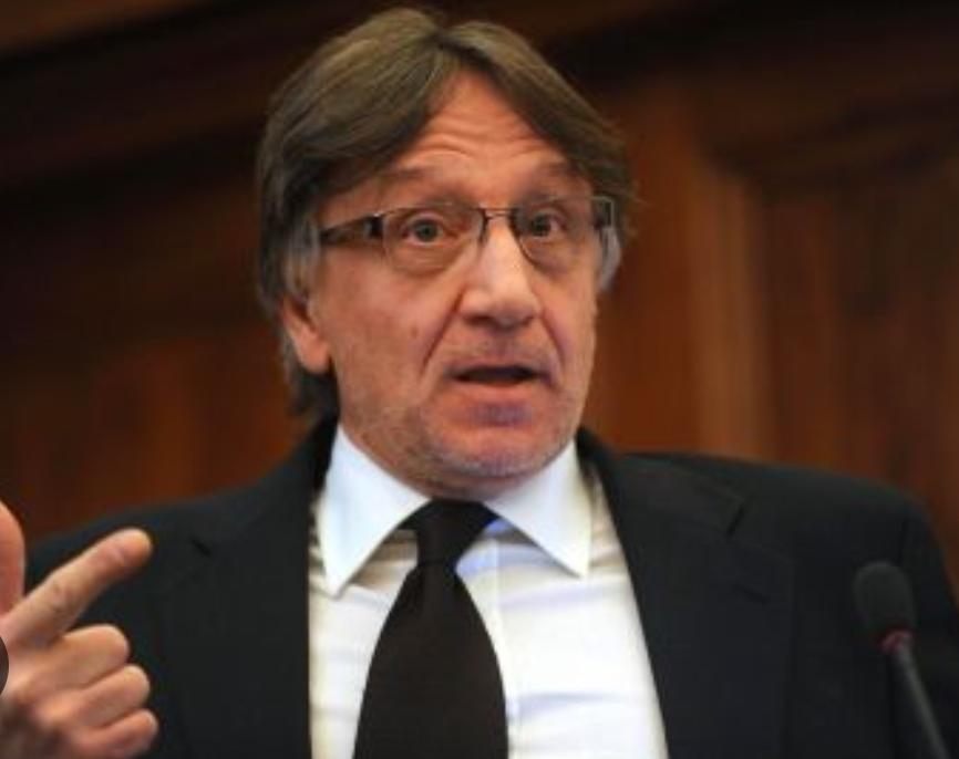 8ECB247C-CDF8-4D66-B4E5-955A1D9BC8D7